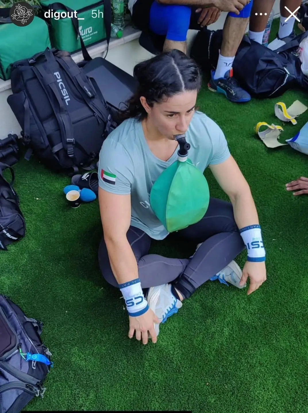 CrossFitter Claudia Gluck getting calm and focused with the Isocapnic BWB