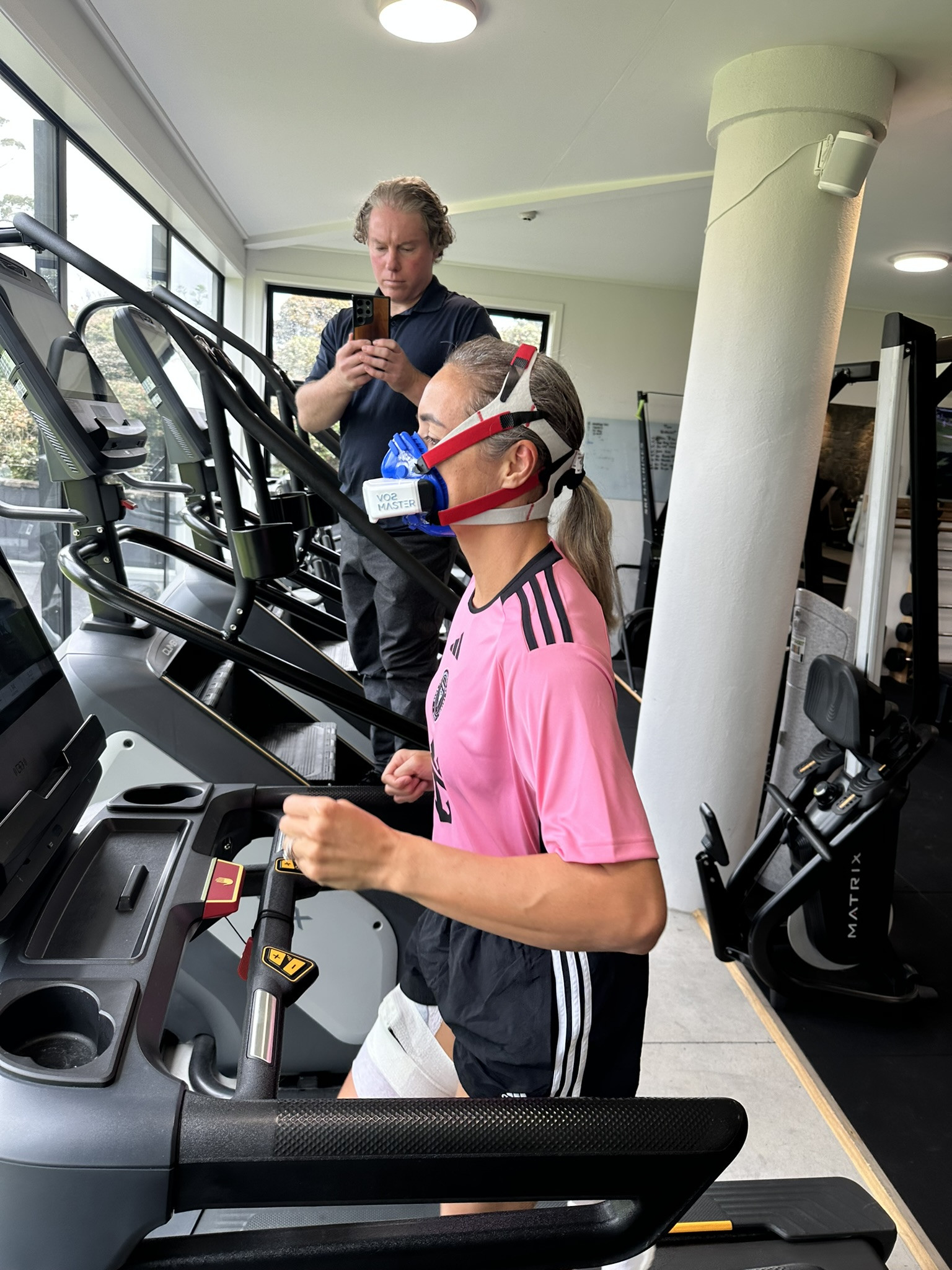Nigel Beach conducting performance testing